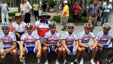 Selección de Costa Rica es protagonista en Vuelta al Gran Santander en Colombia