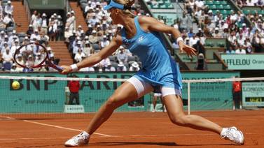 Rusa Dementieva se retira en semifinal de Roland Garros