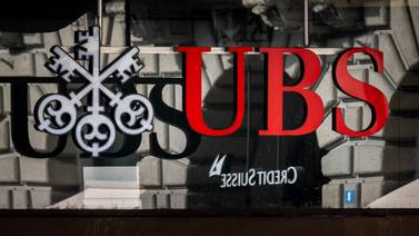 Bolsas europeas se alivian tras la compra de Credit Suisse por UBS