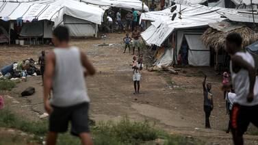 Desesperación y violencia en albergue para migrantes varados en Panamá
