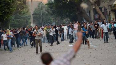 Laicos e islamistas dejan 100 heridos en Egipto