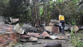 Adulto mayor que dormía muere tras incendio en Alajuelita