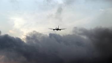 Indonesia: Avión comercial voló 28 minutos con los pilotos dormidos