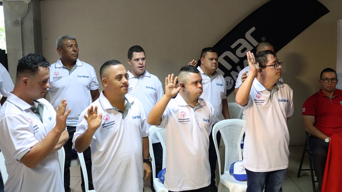 Los integrantes de la Selección de Fútbol de Síndrome de Down de Olimpiadas Especiales quedaron debidamente juramentados para su desafío en México.