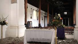 Temblor deja secuelas en iglesia colonial y aleja el mar
