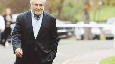Francia confirma causa por proxenetismo de Strauss-Kahn