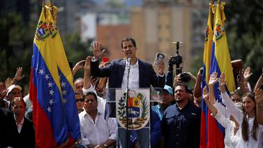 Guaidó defrauda en su primer año al incumplir la expectativa de cambio en Venezuela
