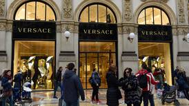 Michael Kors compra Versace por $2.000 millones