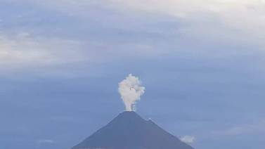 Reacción volcánica por aguaceros recuerda viejas erupciones del Arenal