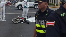 Asaltantes en moto asesinan a remesero en Zapote