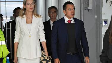 Fiscalía cuestiona legalidad de proyecto vinculado a esposa del presidente de Ecuador