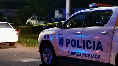 Policía muere al perder control de carro tras ser colisionado por ‘pick– up’ en Puntarenas 