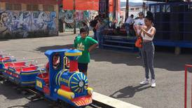 Zapote abrió sus calles: comenzaron los festejos 