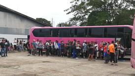 EE. UU. preocupado por estrategia de Costa Rica y Panamá de trasladar migrantes en buses, según ‘The New York Times’