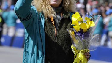 Primera mujer en completar maratón de Bostón tendrá su propia estatua 