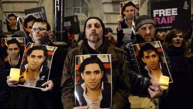 Eurocámara concede premio Sájarov a bloguero saudí preso