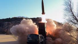 Corea del Norte dispara un misil balístico en una nueva demostración de fuerza