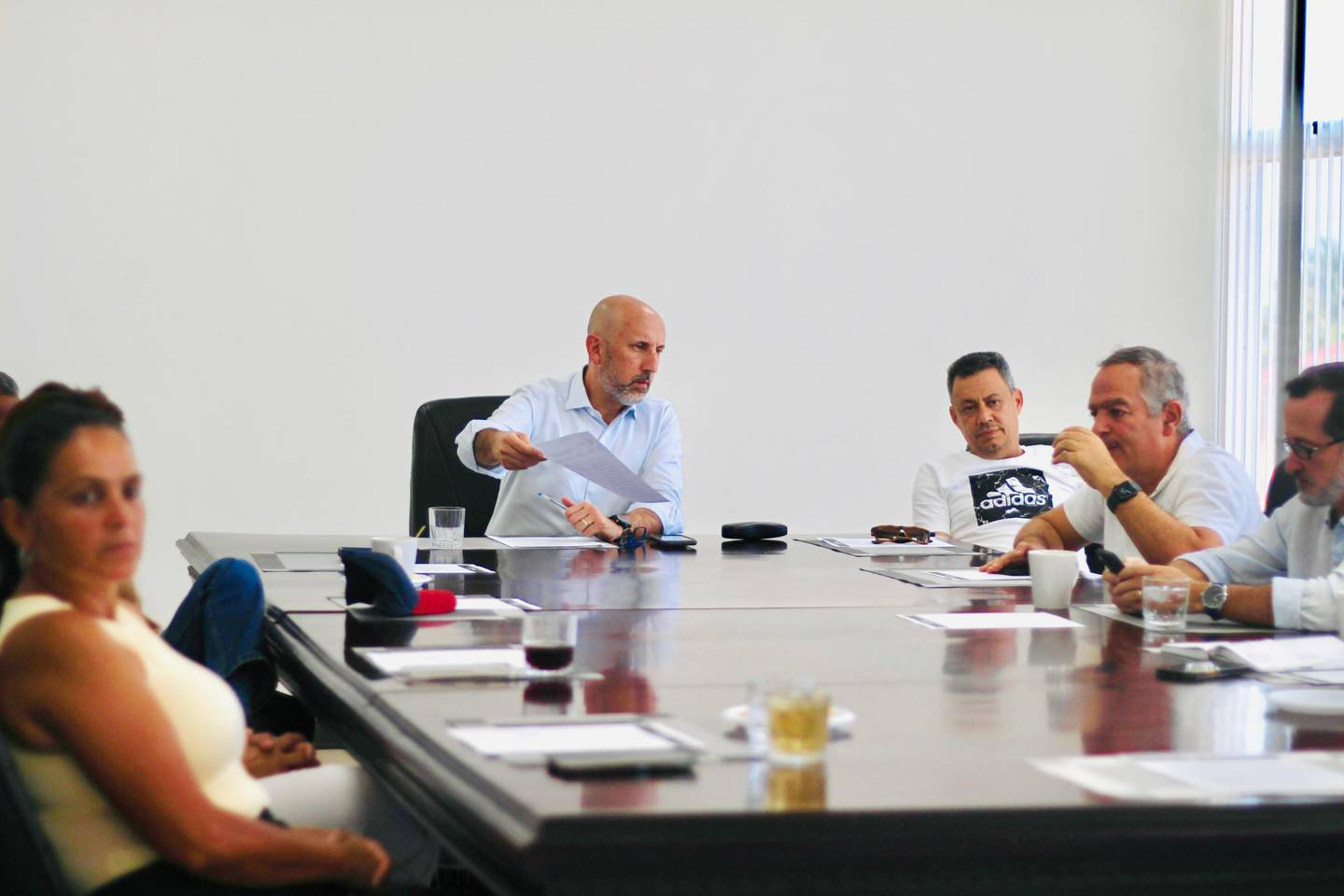 El Comité Ejecutivo de la Fedefútbol sesionó en Puntarenas por invitación de Silvia Bolaños y Joseph Joseph atendió a los medios de comunicación tras observar los avances del Centro de Alto Rendimiento del Puerto.