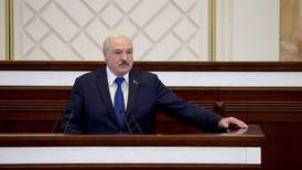 Presidente de Bielorrusia insiste en legalidad de desviar avión y arremete contra detractores
