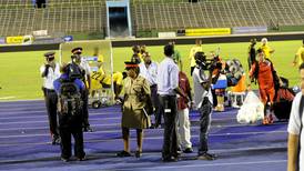 La Selección Nacional salió echada ayer del reconocimiento en estadio de Jamaica