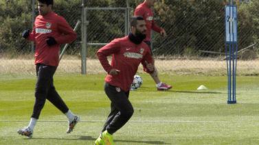  Diego Costa y Arda Turán regresaron a las prácticas del Atlético de Madrid