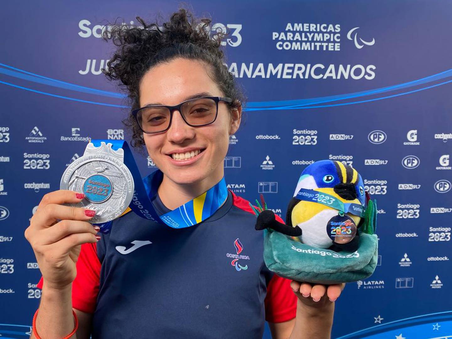 Melissa Calvo
400 metros lisos
Medalla de plata
Juegos Parapanamericanos Santiago 2023
25 de noviembre del 2023
  Cortesía Olman Mora