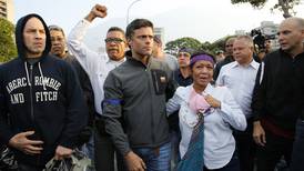 España advierte a Leopoldo López que no permitirá ‘activismo político’ en su embajada en Caracas 