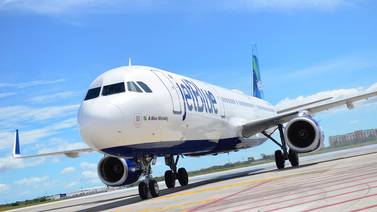 JetBlue lanza oferta de adquisición de rival Spirit Airlines