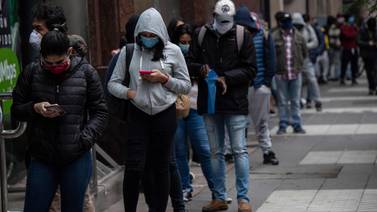 El sistema de salud chileno amenazado por la crisis de las aseguradoras privadas