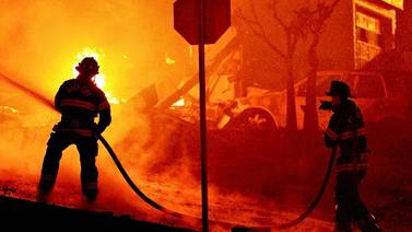 Incendio deja 4 muertos en San Francisco, EE. UU.