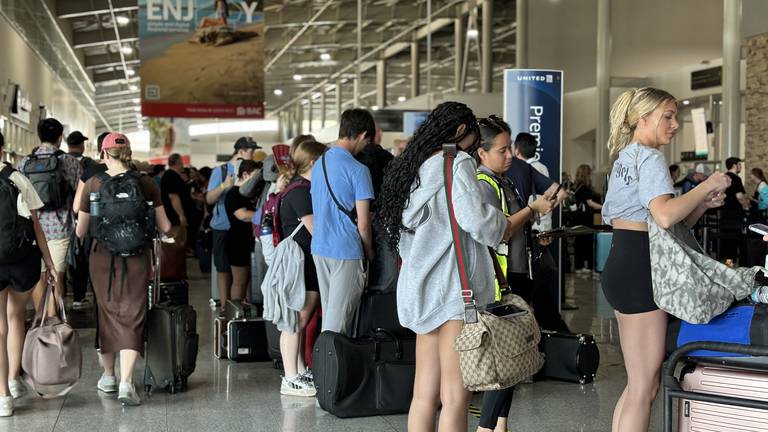 Llegada de turistas por vía aérea creció 17% en primer trimestre de 2024 