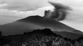 El volcán Turrialba…ni duerme ni deja dormir