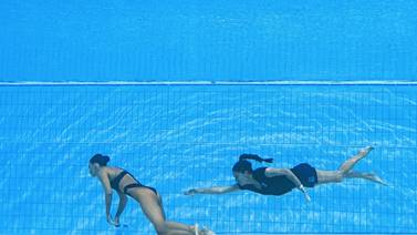 Anita Álvarez, atleta de nado sincronizado, narra escalofriante experiencia al desmayarse en la piscina 