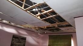 ‘A mi hijo de 13 años le cayó el techo encima’, contó afectado por explosión de fábrica clandestina de pólvora
