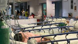 Médicos y pacientes relatan su calvario en Hospital Max Peralta
