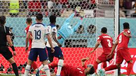 Inglaterra llenó de goles a Irán en su debut mundialista