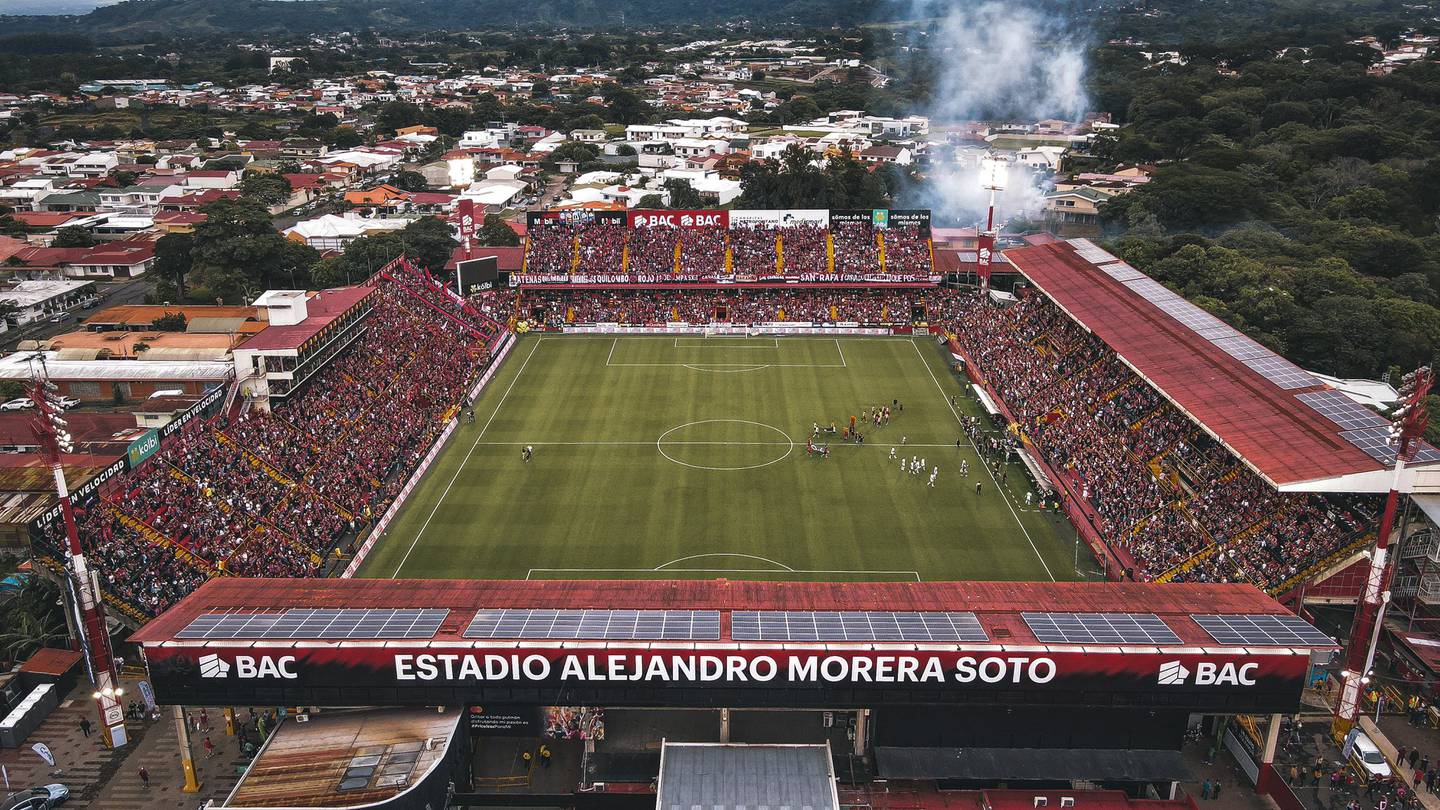 El clásico nacional entre Liga Deportiva Alajuelense y Saprissa será el sábado 20 de abril en el Estadio Alejandro Morera Soto.