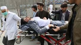 Atentado terrorista en acto político deja 29 muertos en Afganistán