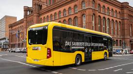 Editorial: Buses eléctricos a examen