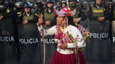 Amnistía Internacional denuncia racismo sistémico contra manifestantes indígenas en Perú