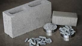 Plástico será utilizado para producir bloques de concreto y otros materiales de construcción