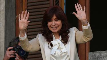 Justicia argentina reabre causas contra Cristina Kirchner por lavado y obstrucción