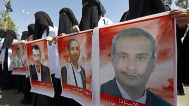 Adversarios del presidente de Yemen van  hacia Adén
