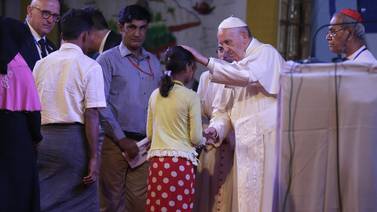 Papa Francisco pide ‘perdón’ a los refugiados rohinyás