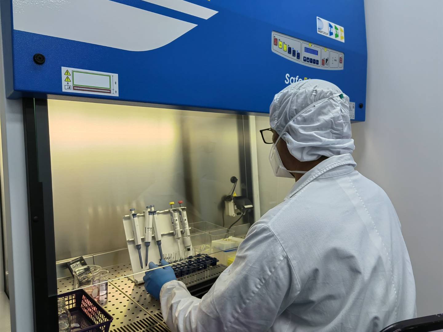 Soluciones Parenterales de la CCSS cuenta con nuevas instalaciones para su laboratorio de control de calidad