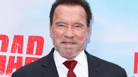 Arnold Schwarzenegger revela por qué reparte regalos de Navidad en un centro comercial desde hace ‘más de 30 años’