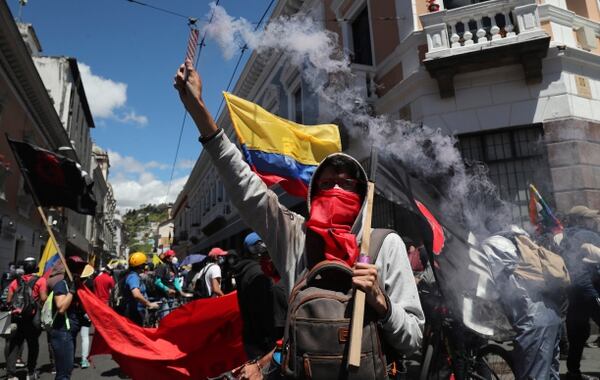 Manifestaciones En Ecuador Por Medidas Del Gobierno En Medio De La