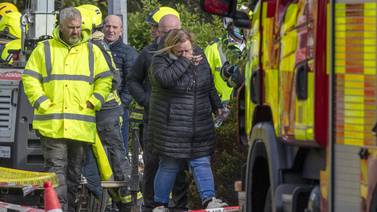 Al menos 10 muertos por explosión en gasolinera en Irlanda
