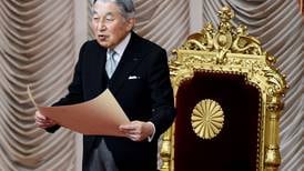  Parlamento allana el camino hacia una abdicación del emperador de Japón