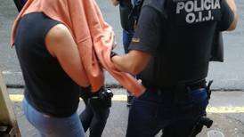 Administradora de sala de masajes de 63 años arrestada como sospechosa de prostituir mujeres 